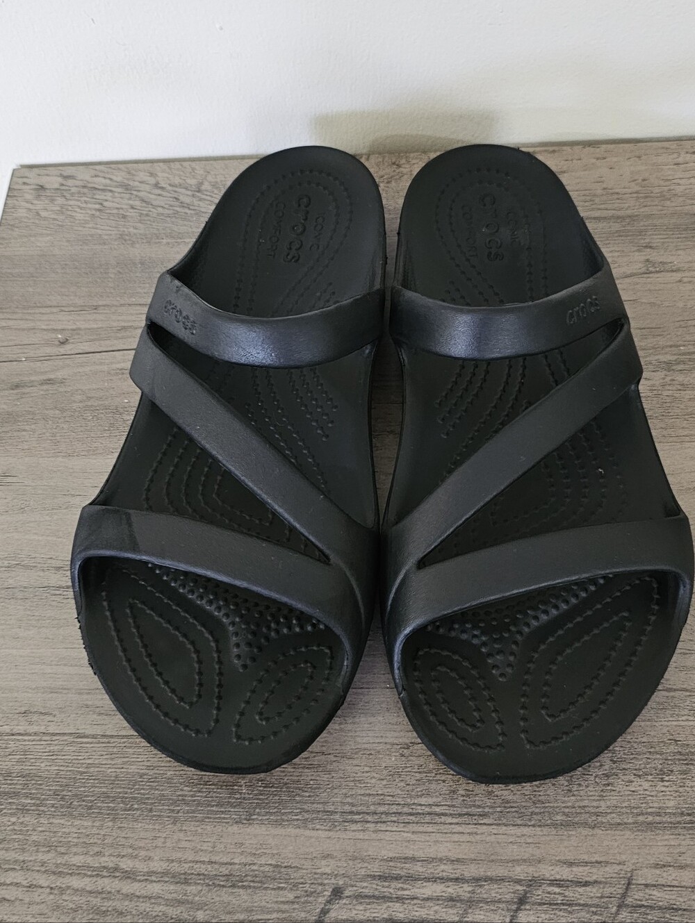 CROCS Women’s Kadee II Sandal Double-Strap Slide Black Size 9 - Picture 2 of 8